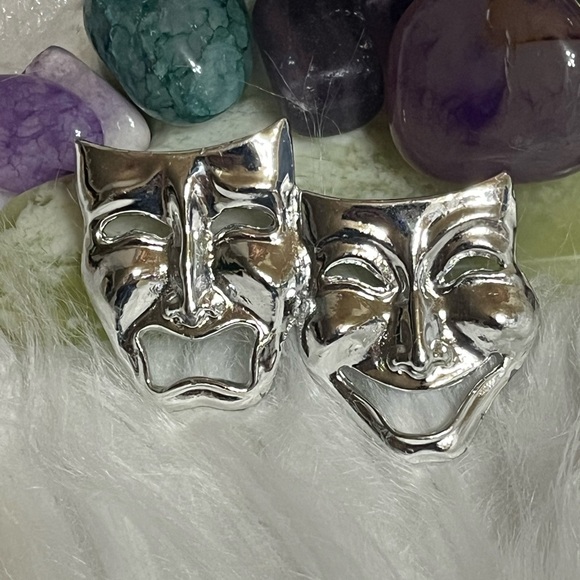 Comedy Tragedy Theatre Masks Brooch - Picture 1 of 8
